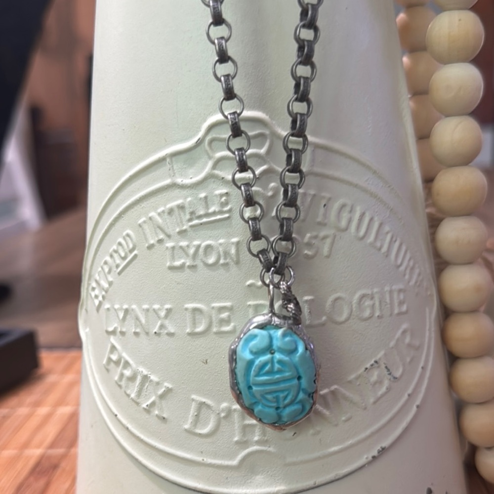 Turquoise Pendant Necklace - Picture 4 of 6